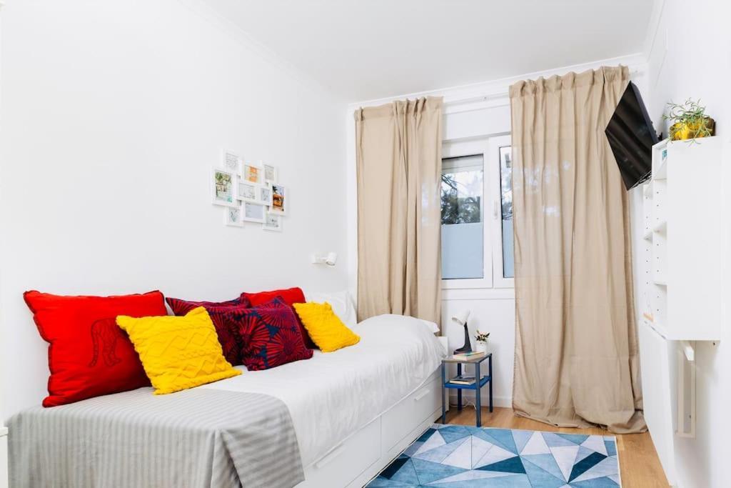 Modern 3 Bedroom Flat In ลิสบอน ภายนอก รูปภาพ