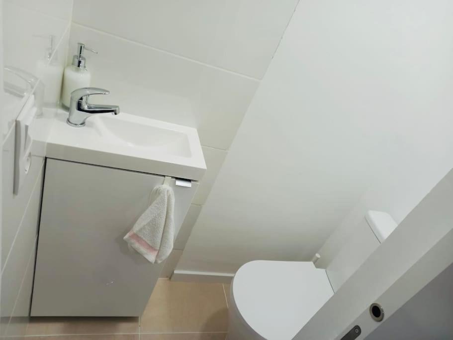 Modern 3 Bedroom Flat In ลิสบอน ภายนอก รูปภาพ