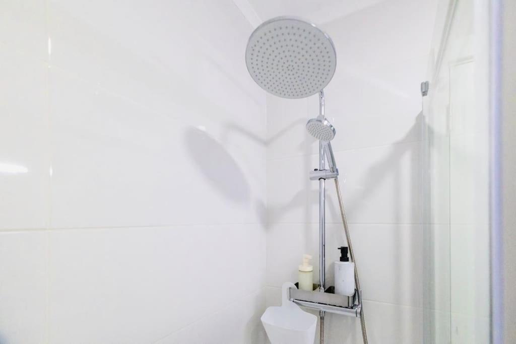 Modern 3 Bedroom Flat In ลิสบอน ภายนอก รูปภาพ