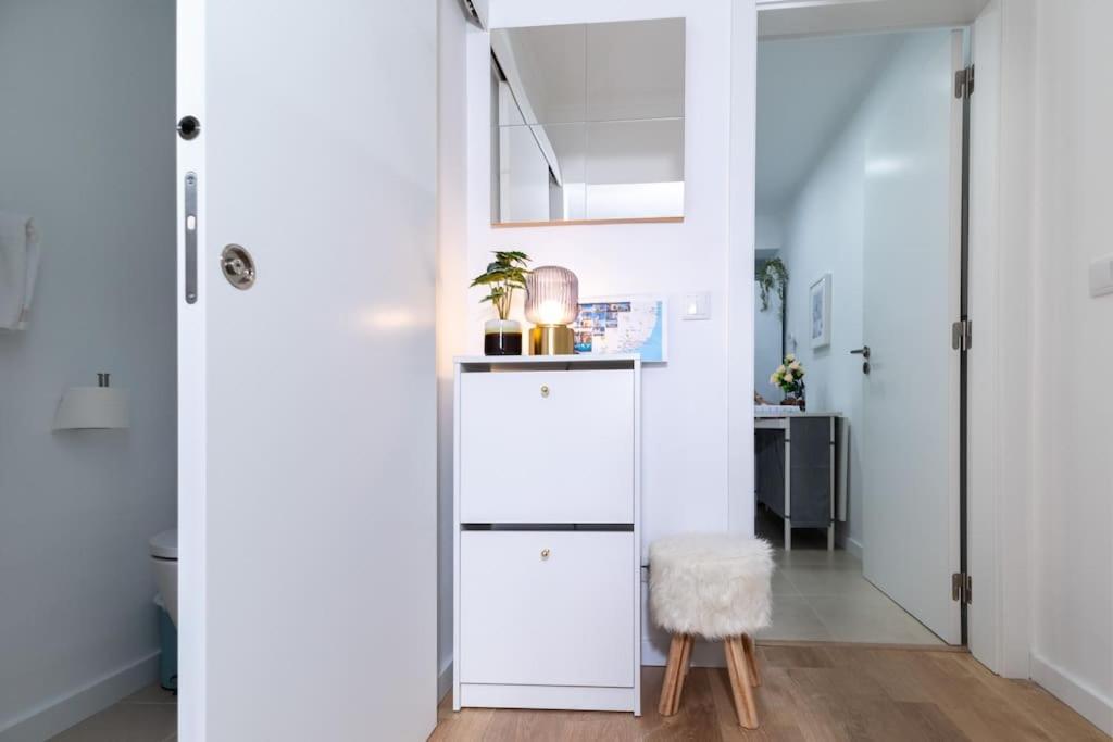 Modern 3 Bedroom Flat In ลิสบอน ภายนอก รูปภาพ