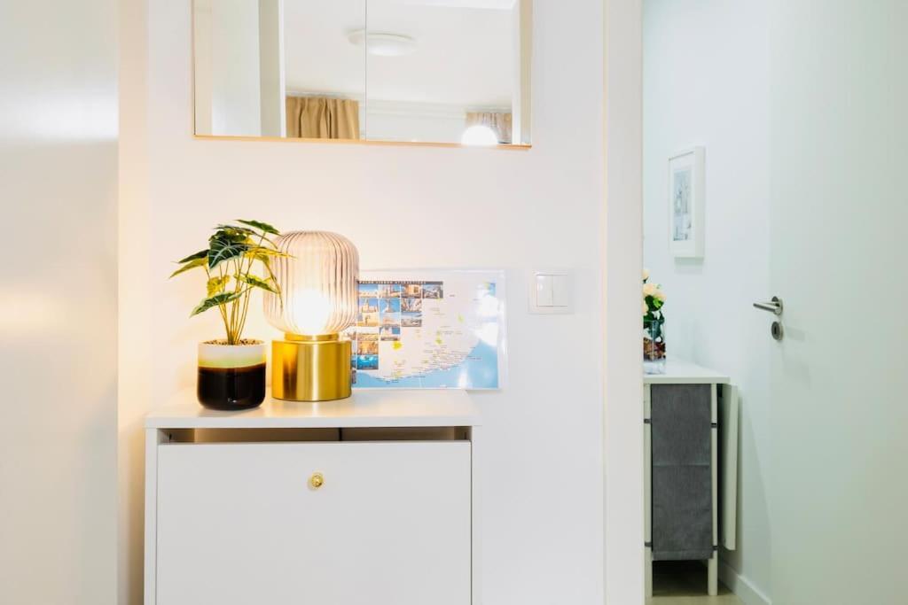 Modern 3 Bedroom Flat In ลิสบอน ภายนอก รูปภาพ