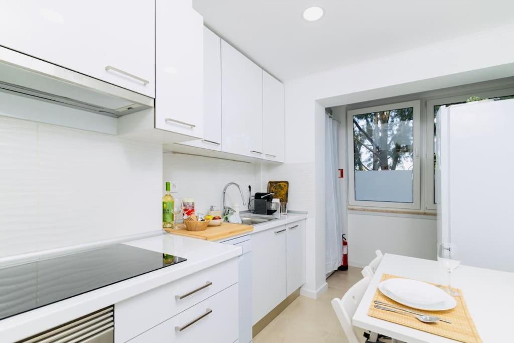 Modern 3 Bedroom Flat In ลิสบอน ภายนอก รูปภาพ