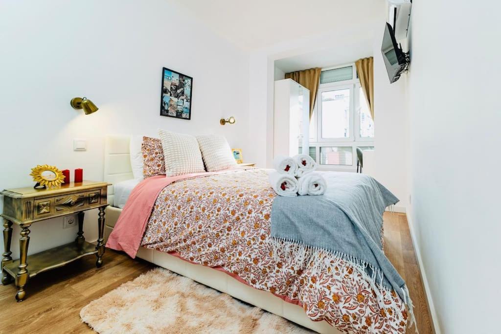 Modern 3 Bedroom Flat In ลิสบอน ภายนอก รูปภาพ